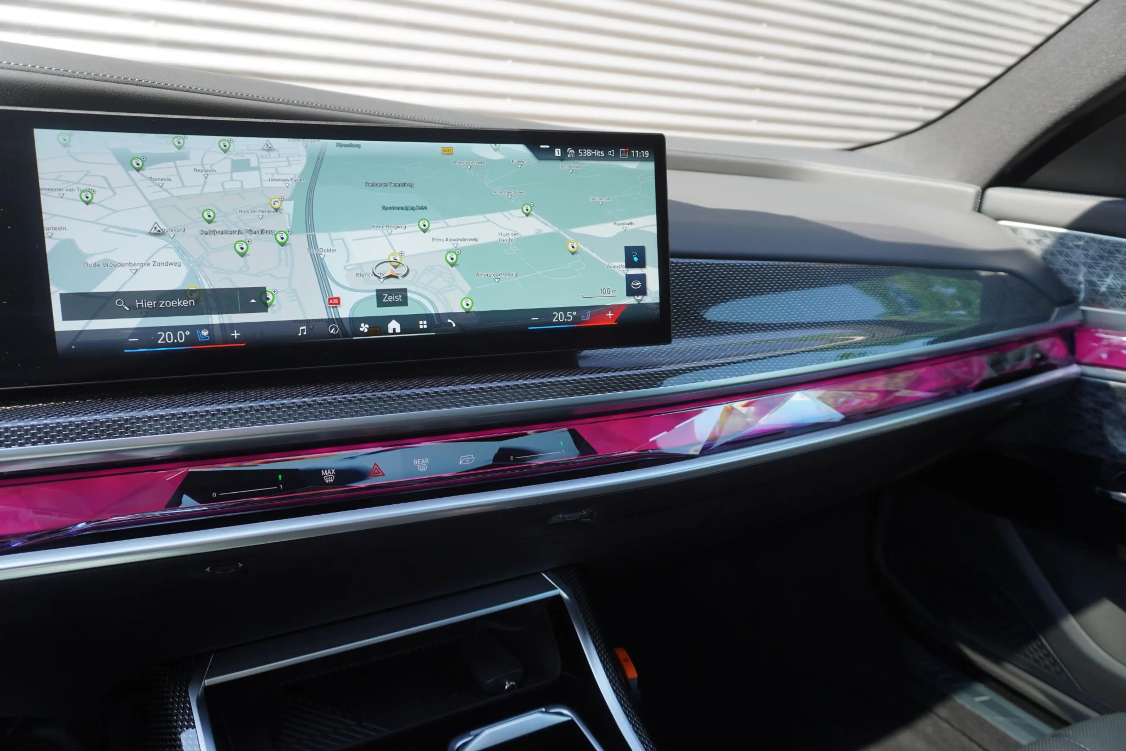 BMW i7 eDrive50 M Sportpakket | 21 inch Individual V-spaa — photo 9