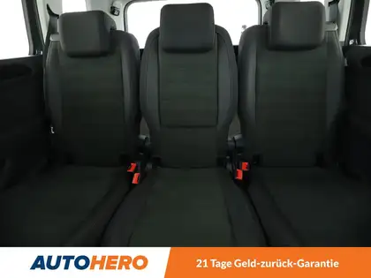 Annonce voiture d'occasion Volkswagen Touran - CARADIZE