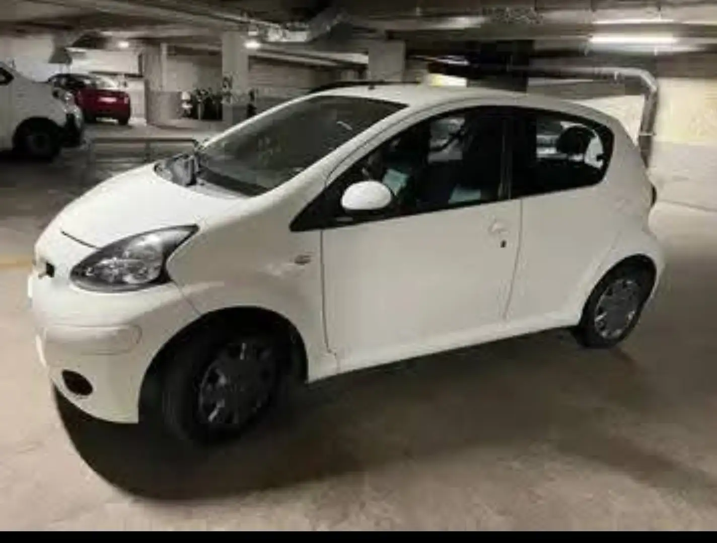 Toyota Aygo 1.0 VVT-i Connect Sport 4200 négociable - 2