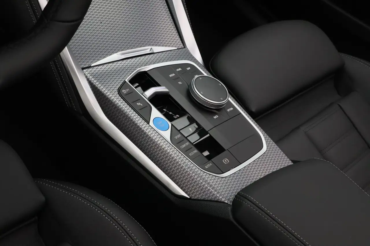 BMW i4 2026 — фото 15