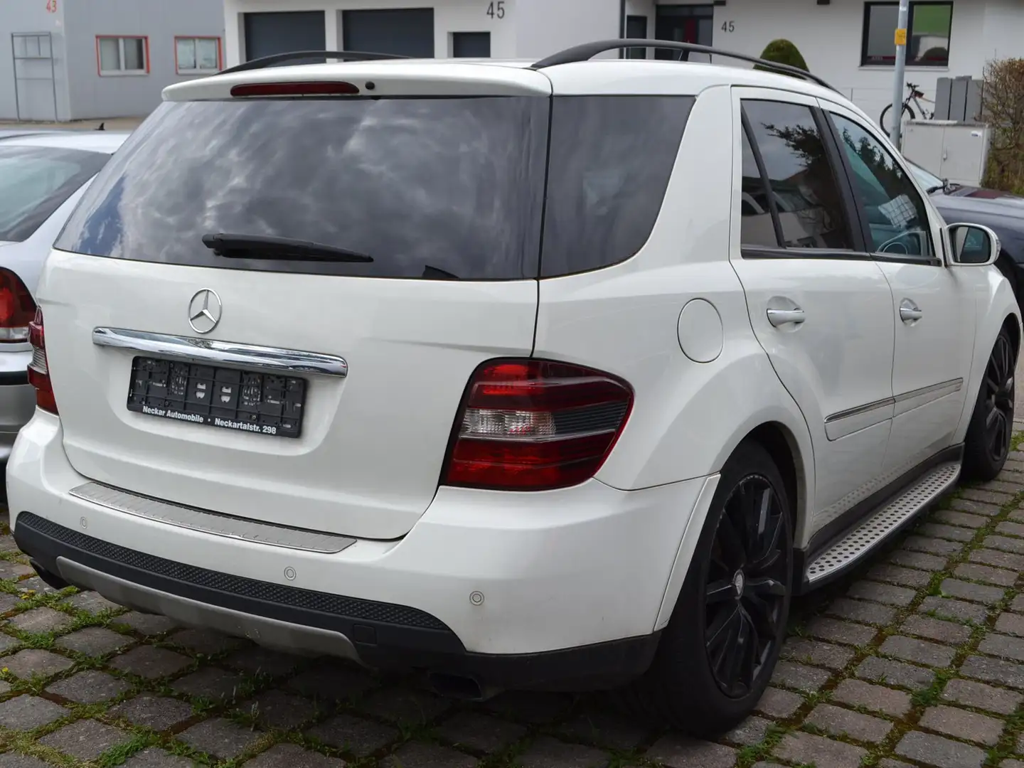 Mercedes-Benz ML 420 ML 420 CDI 4MATIC*SPORT*NAVI*el.GSD* White - 2