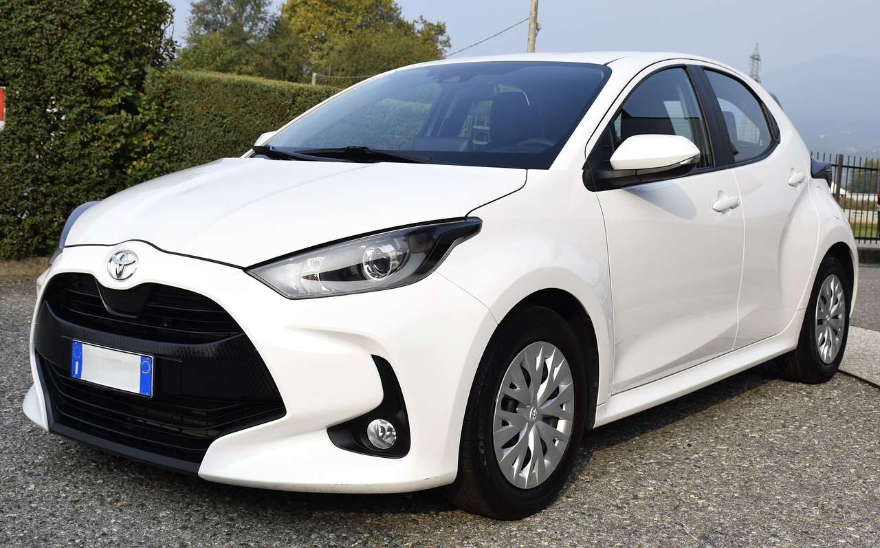 Toyota Yaris IV - 1.0 benzina 72cv. Active