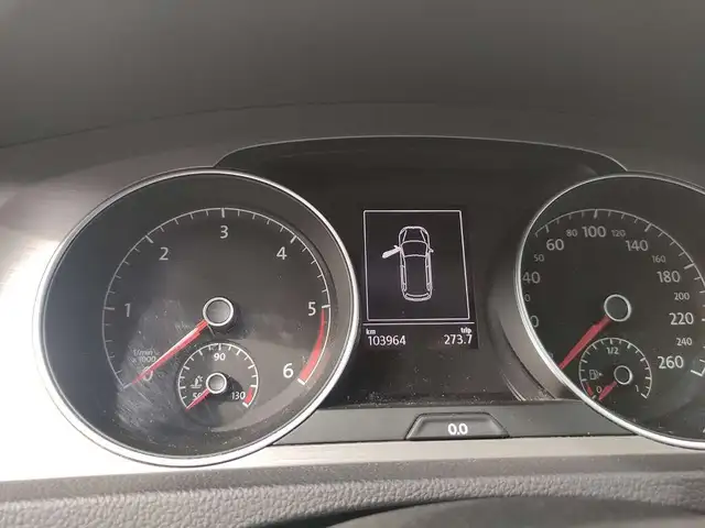 Volkswagen Golf view 14