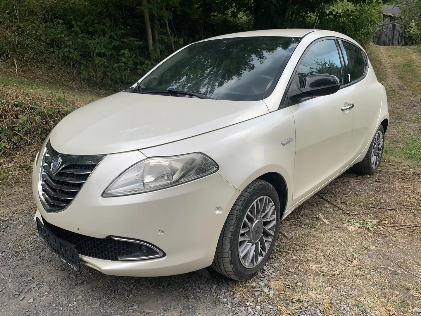 Lancia Ypsilon - 2