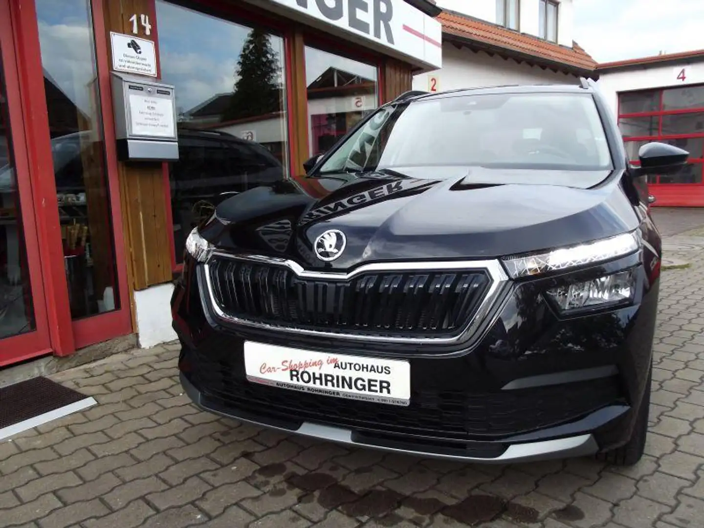Skoda Kamiq 1,0 TSI-Selection-Klimaauto-Sitzheizung-Kamera-Alu Schwarz - 2