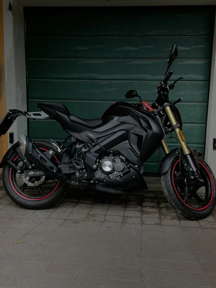 Keeway RKF 125