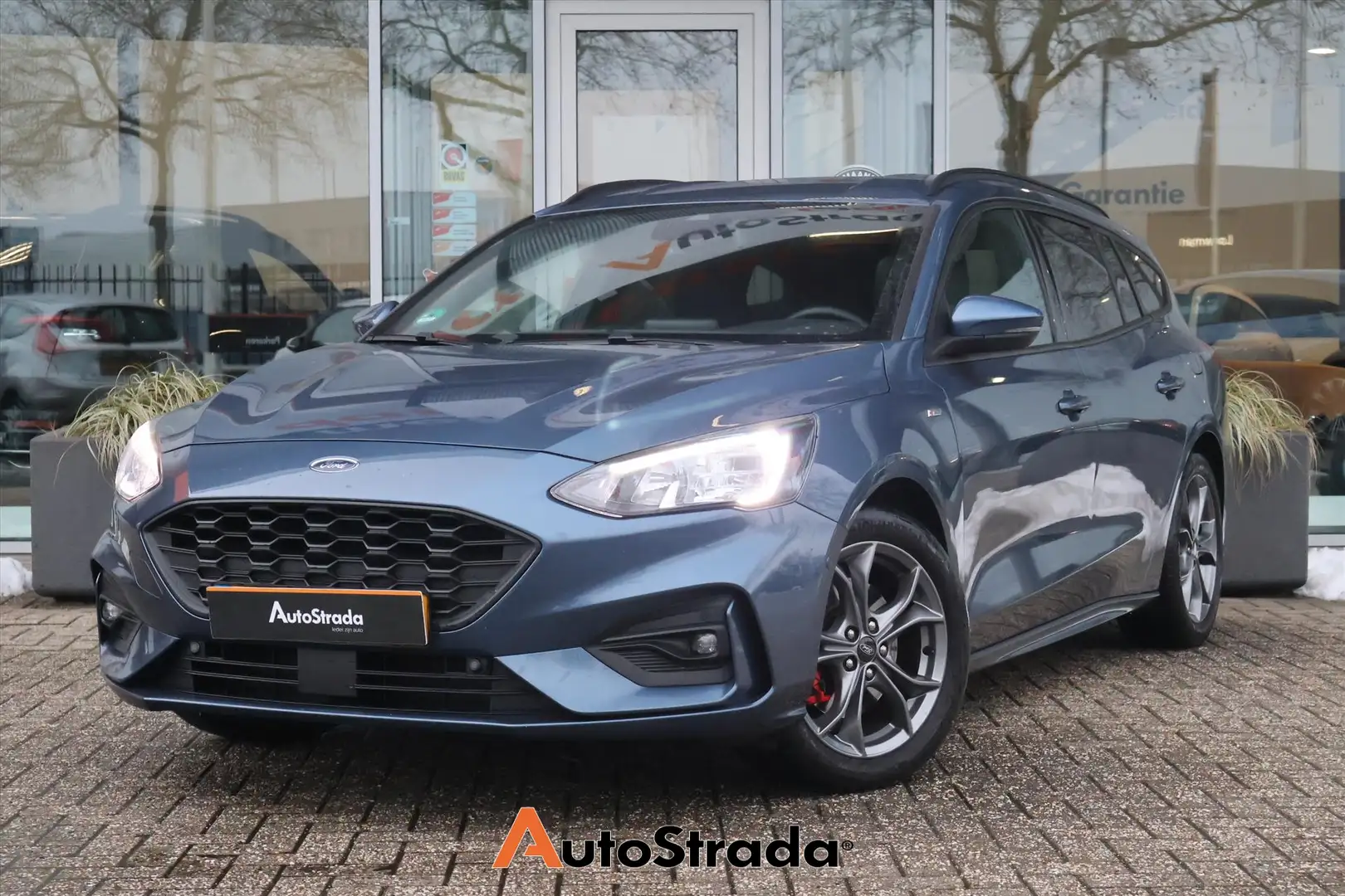 Ford Focus Wagon 1.0 ST-Line 155pk | Dodehoek | ACC | Climate Bleu - 1