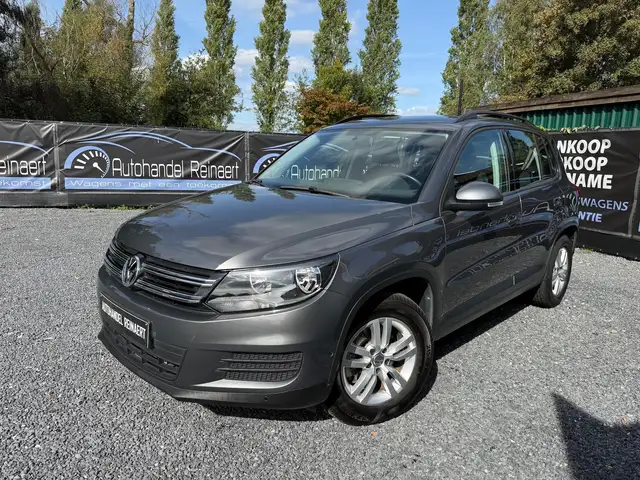 Volkswagen Tiguan Tiguan 1.4 TSI Trendline BMT, Airco, Navigatie, Pano Dak + 12m Garantie