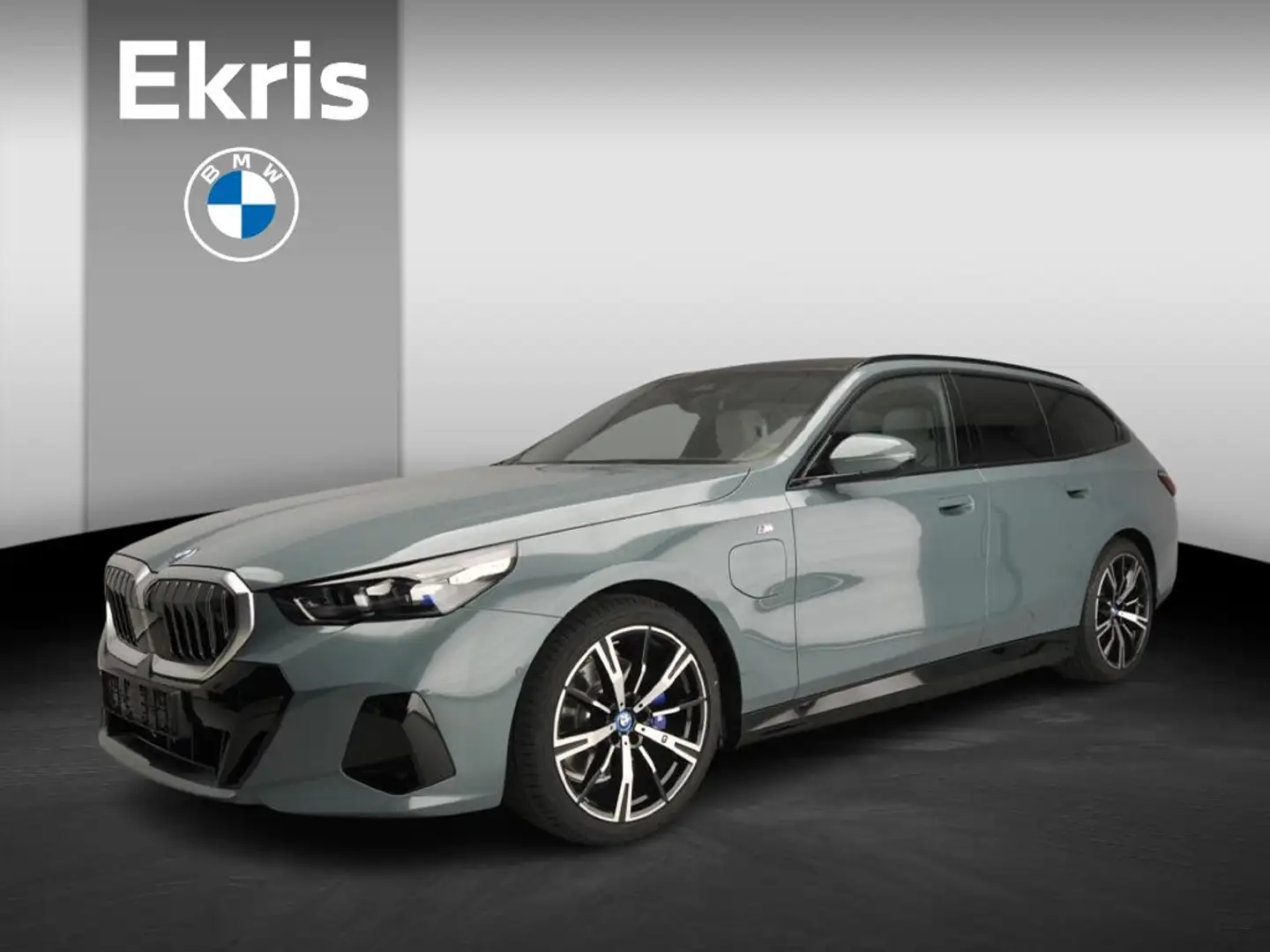 BMW 530 5 Serie Touring 530e | M Sportpakket | Innovation Green - 1