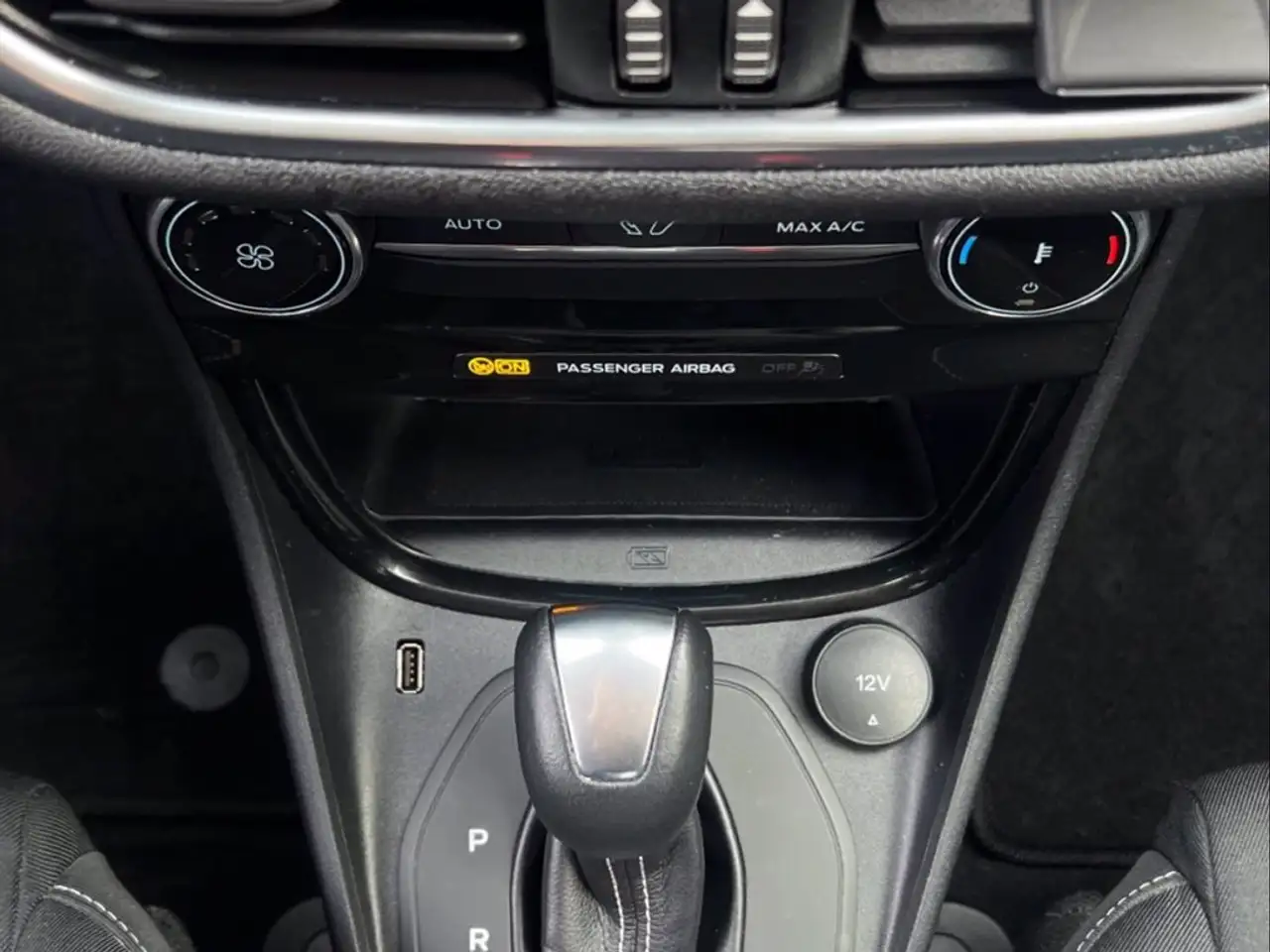 Ford Puma 1.0 EcoBoost Hybrid 125 CV S&S aut. Titanium Desig, миниатюра 15