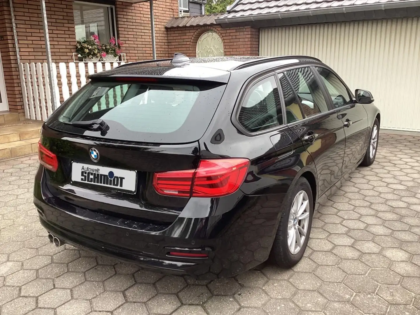 BMW 320 d EfficientD. Touring + GARANTIE Noir - 2
