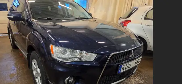 Mitsubishi Outlander ETHANOL USINE 2.4 EXCLUSIVE BVA 7 PLACES ATTELAGE