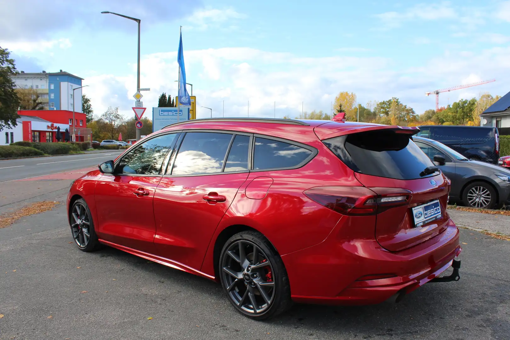 Ford Focus ST X Turnier 2,3EcoBoost*AHK*Navi*LED-Matrix*PDC Rouge - 2