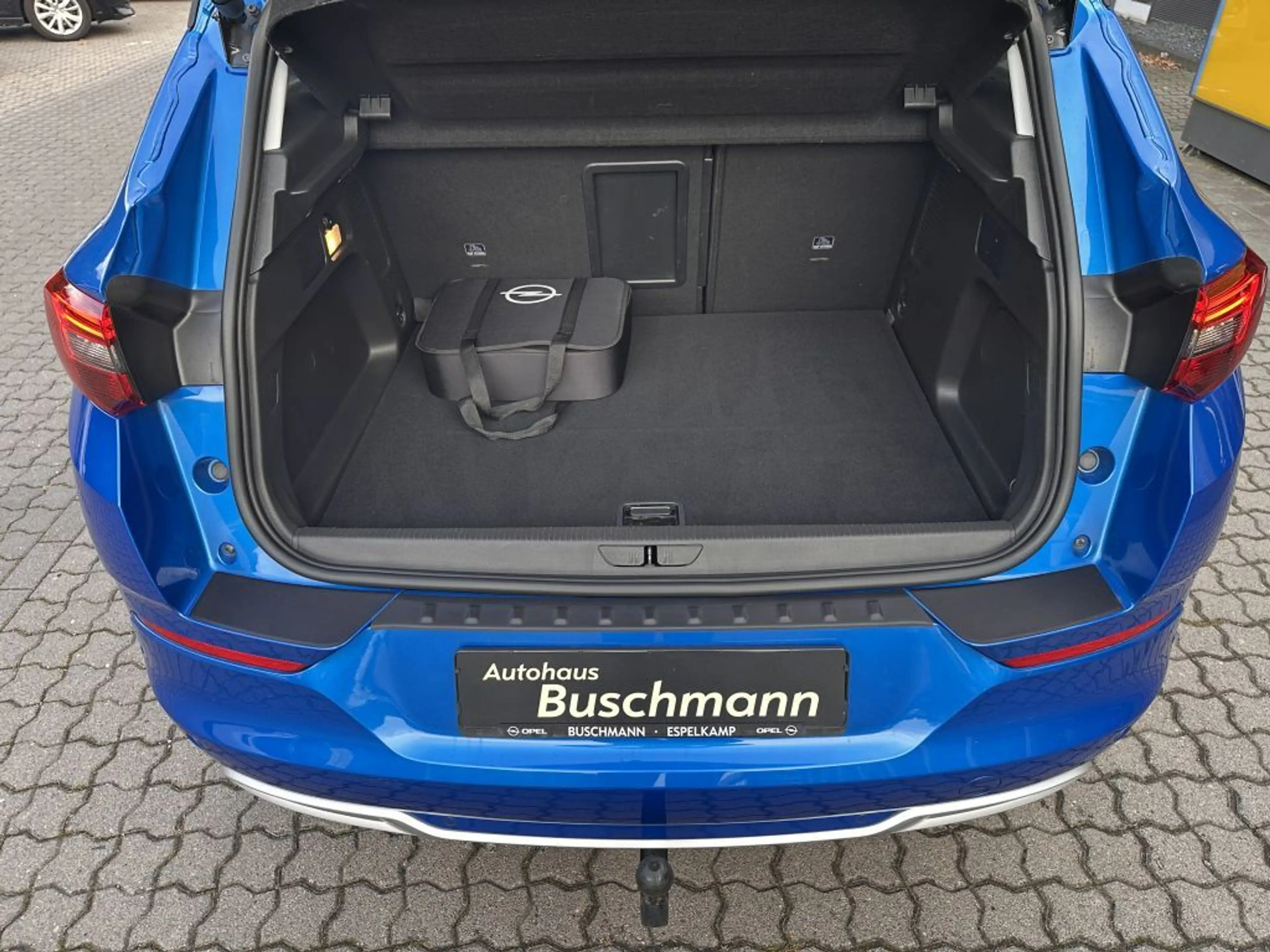Opel Grandland X Grandland Hybrid4 Ultimate 7,4 KW OBC. AHK — photo 10