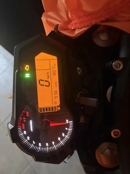 Benelli TNT 125 - foto 4