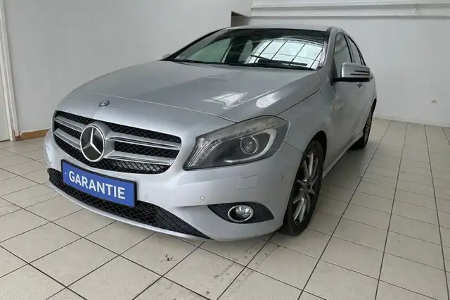 Mercedes-Benz A 200 III (W176) 200 Sensation