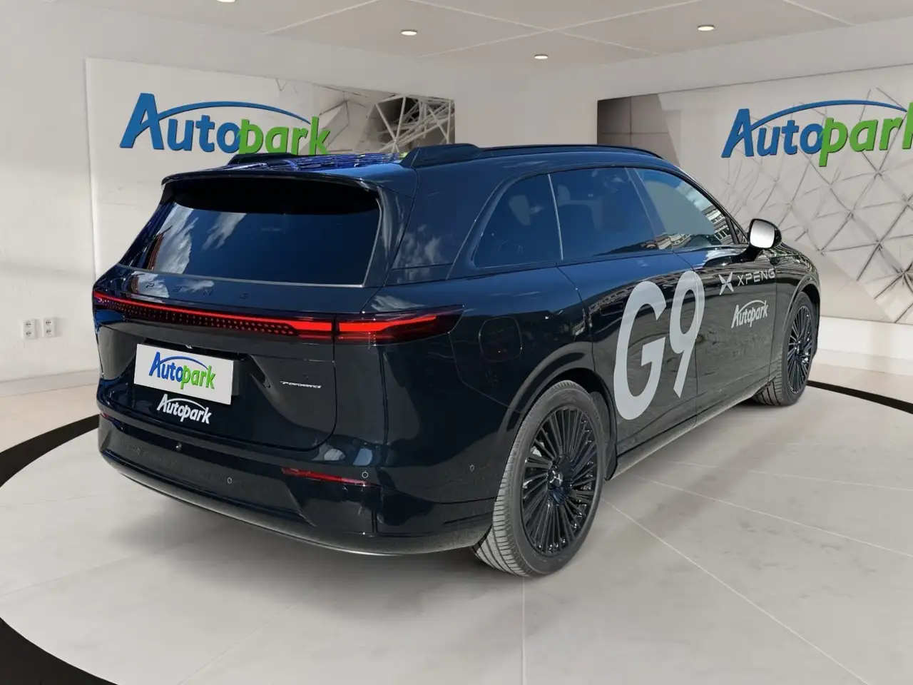 XPENG G9