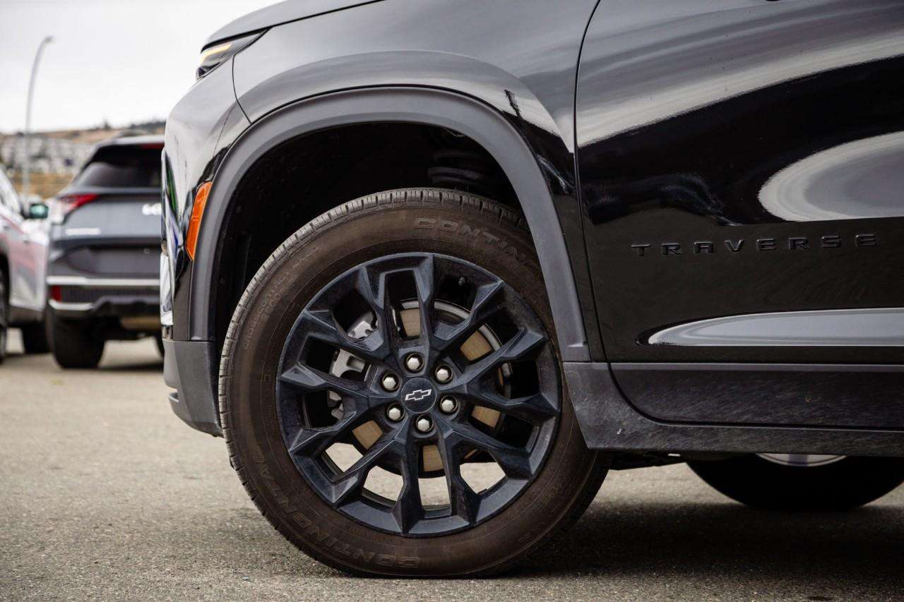2026 Chevrolet Traverse LT — снимка 3