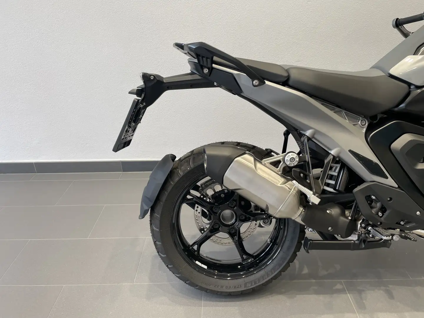 BMW R 1300 GS *skyscraper grau metallic* Grau - 2