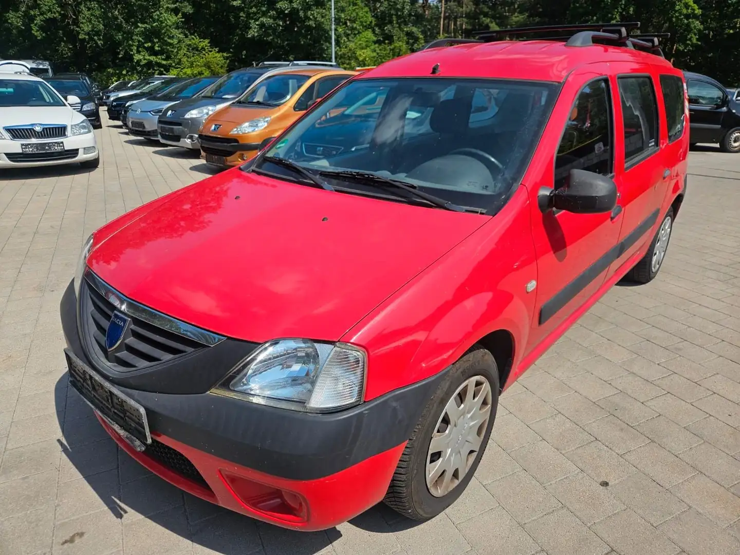 Dacia Logan MCV Kombi Ambiance Rot - 1