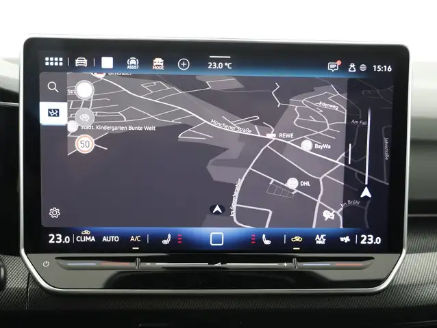 Volkswagen Golf view 17