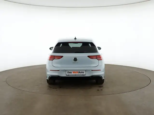 Volkswagen Golf view 6