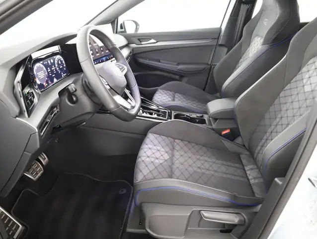 Volkswagen Golf view 8