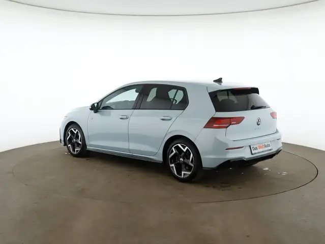 Volkswagen Golf view 5