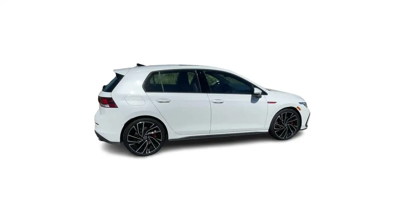 Volkswagen Golf GTI снимка Volkswagen Golf GTI
