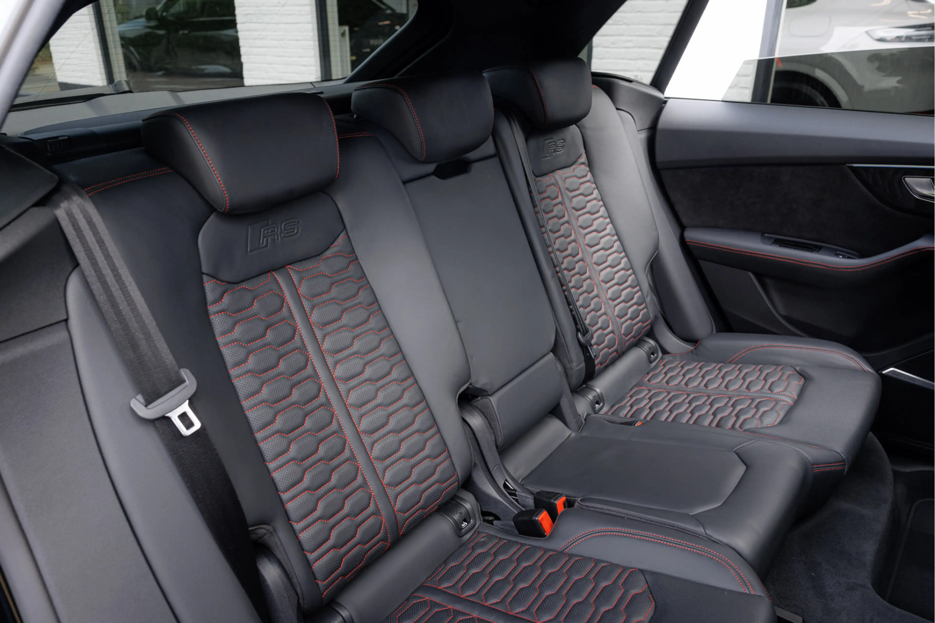 Audi RS Q8 RSQ8 4.0 TFSI Quattro Dynamic Plus Carbon Pakket - — photo 22