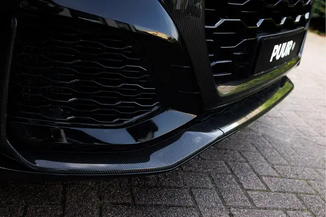 Audi RS Q8 view 15