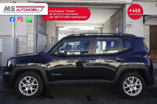 Jeep Renegade view 4