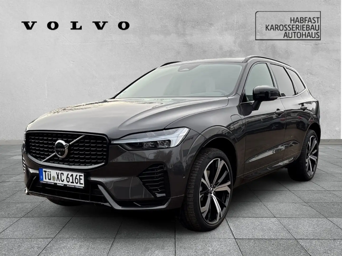 Volvo XC60 Recharge T6 Plus Dark Plug-In Hybrid AWD Twin Engi Grau - 1