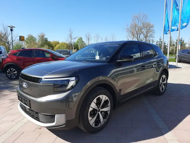 Ford Explorer Style RWD 52 kwh Sitzheizung Lenkradh.