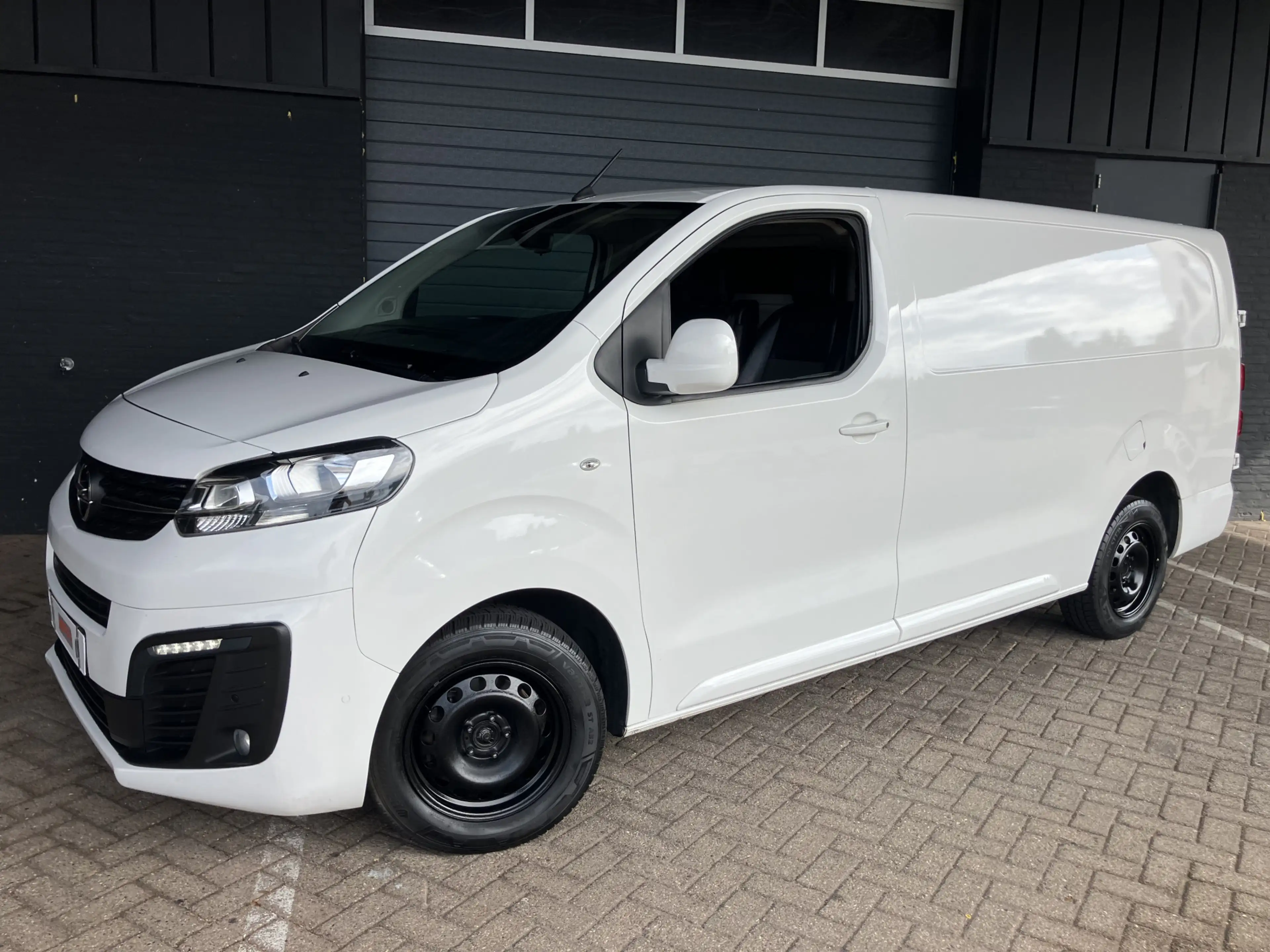 Opel Vivaro 2.0 CDTI L2H1 Edition
