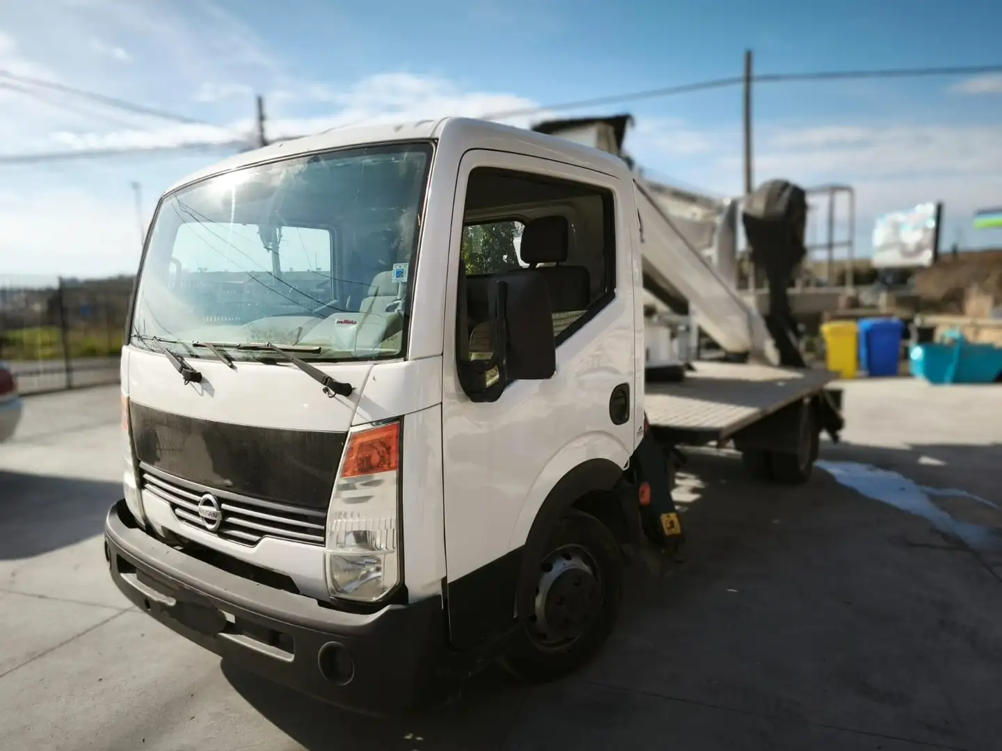 Nissan Cabstar Piattaforma Aerea Oil&Steel Snake 2010 Alb - 1