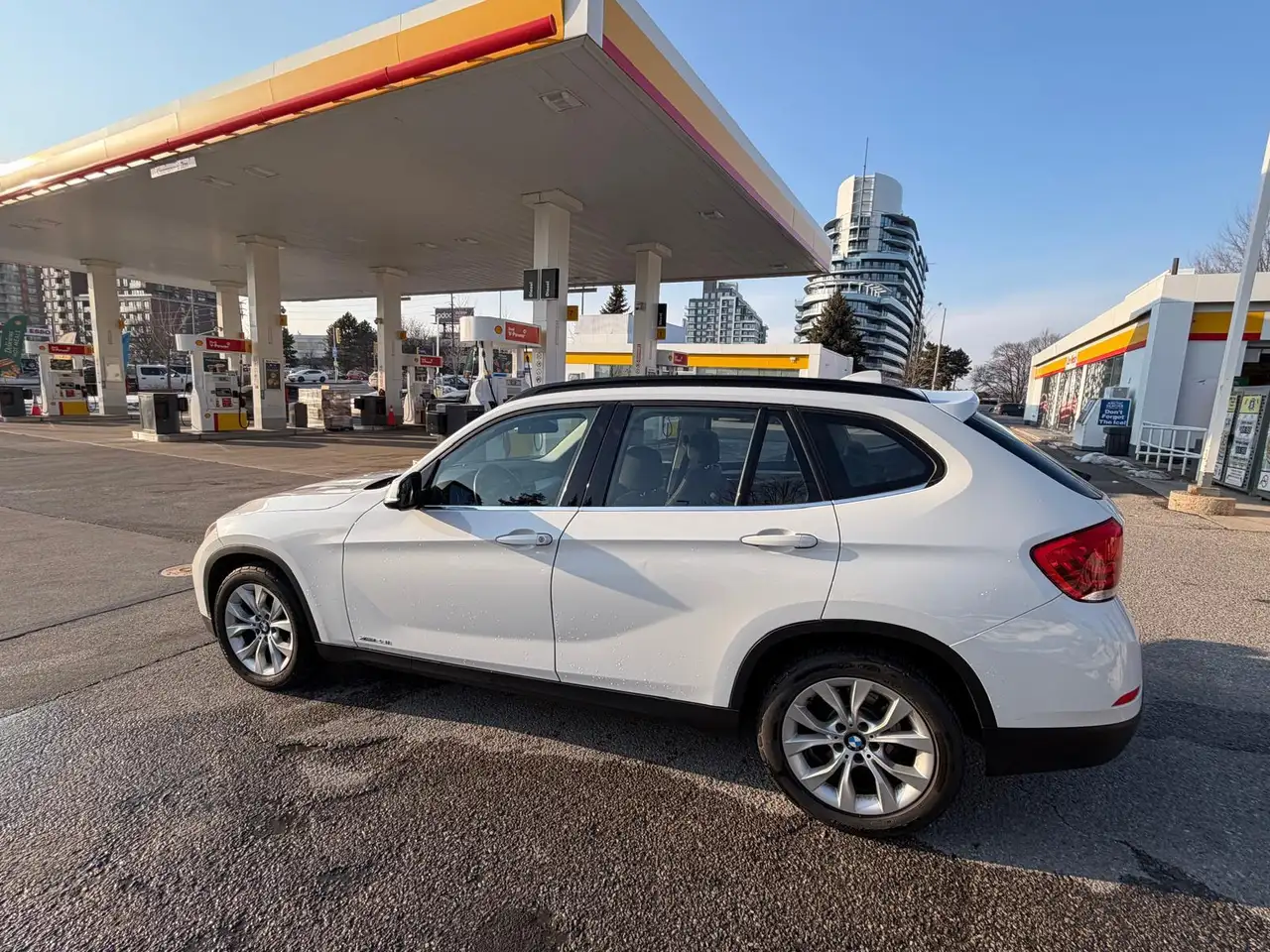 BMW X1 снимка BMW X1