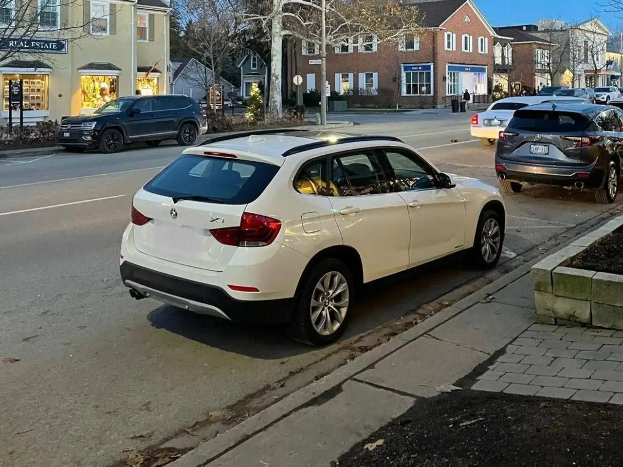 BMW X1 снимка BMW X1