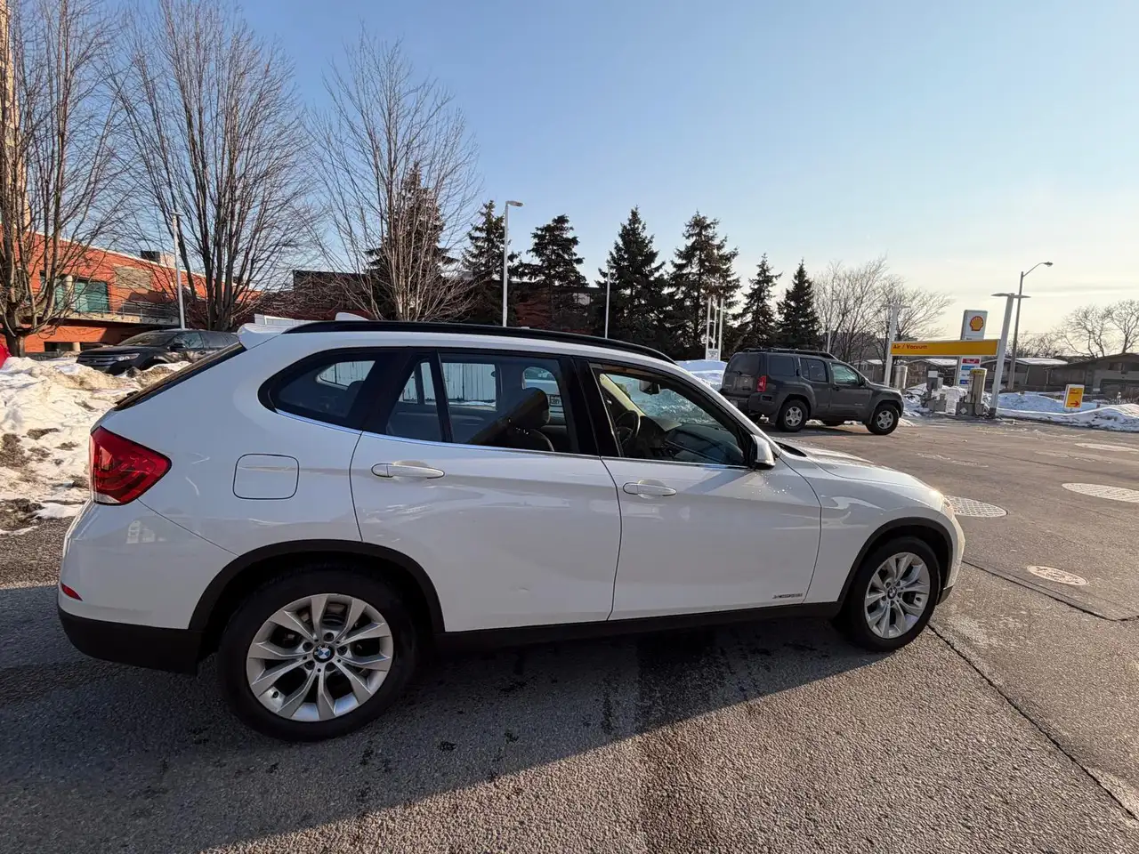 BMW X1 снимка BMW X1