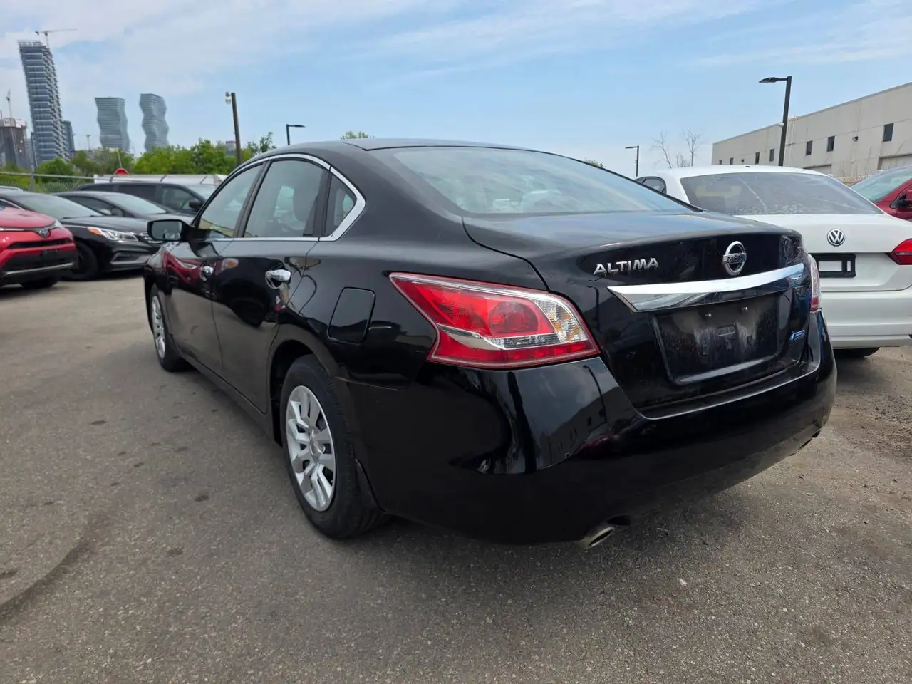 Nissan Altima снимка Nissan Altima