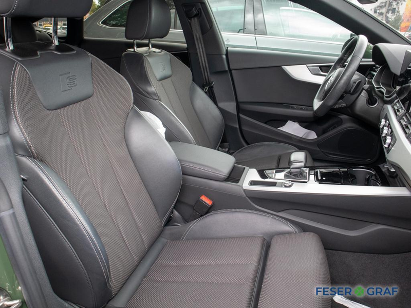 Audi A5 40 TFSI business Sportback S line Matrix LED — photo 4