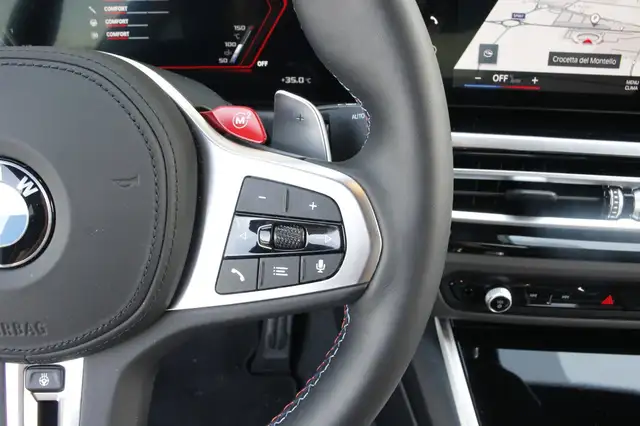 BMW M2 view 11