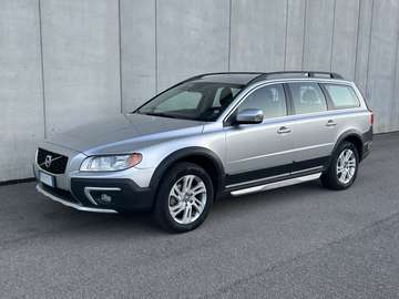 XC70 2.4 d4 Momentum awd 181cv geartronic
