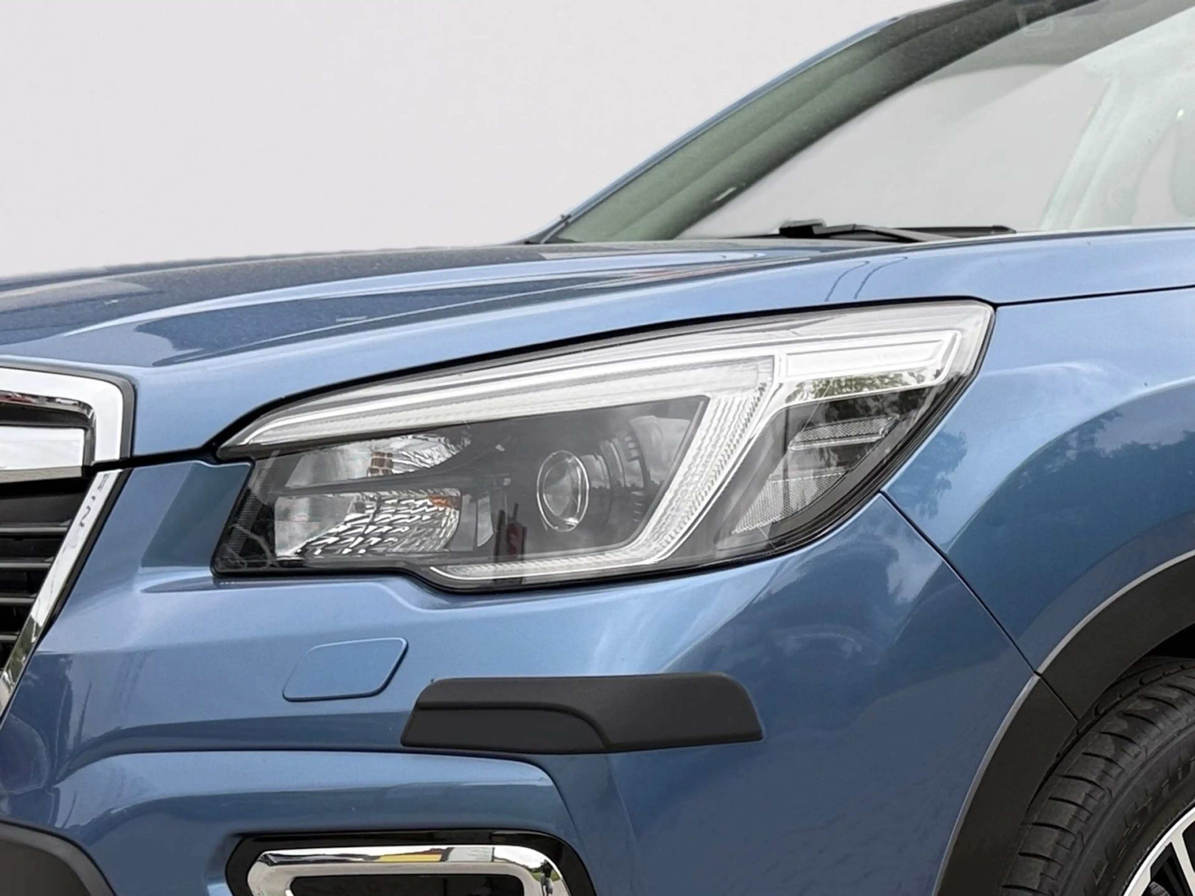 Subaru Forester 2.0ie Mild-Hybrid Platinum, Leder. Pano — photo 6