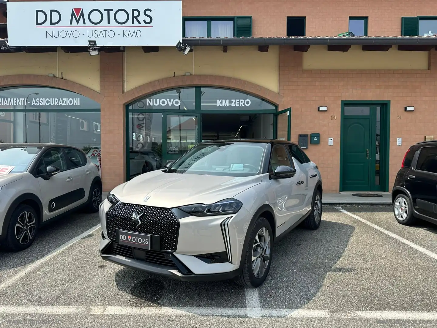 DS Automobiles DS 3 Crossback DS 3 PureTech 130 aut. Esprit de Voyage *PROMO* Argent - 1