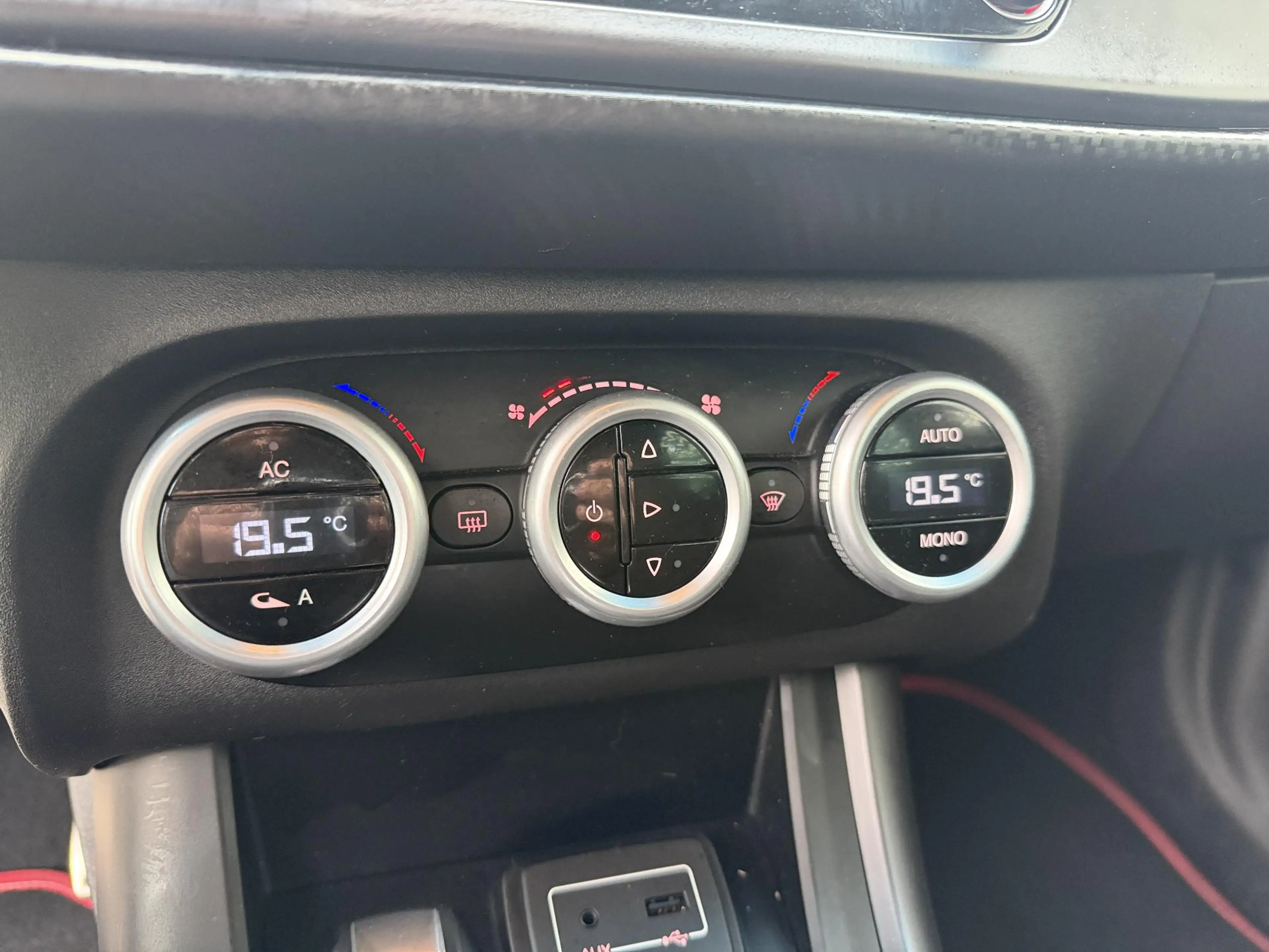 Alfa Romeo Giulietta 1.4 Turbo MultiAir Super Pack Veloce | Navigatie | — photo 11