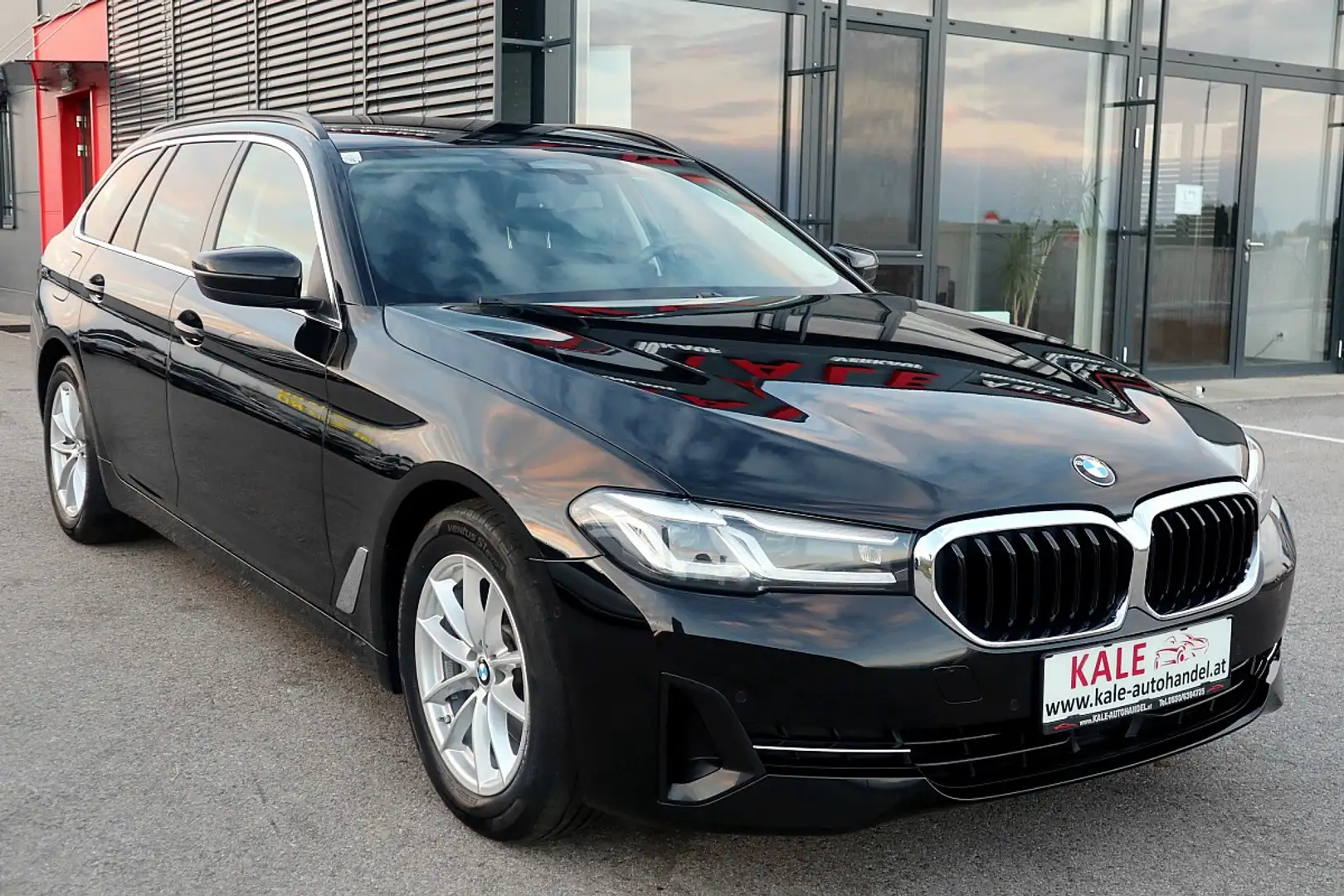 BMW 520 d 48 V Touring Aut.*1.Besitz*LEDER*LED* Schwarz - 2