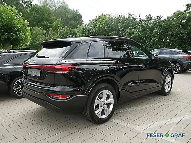 Audi Q6 E-Tron view 3
