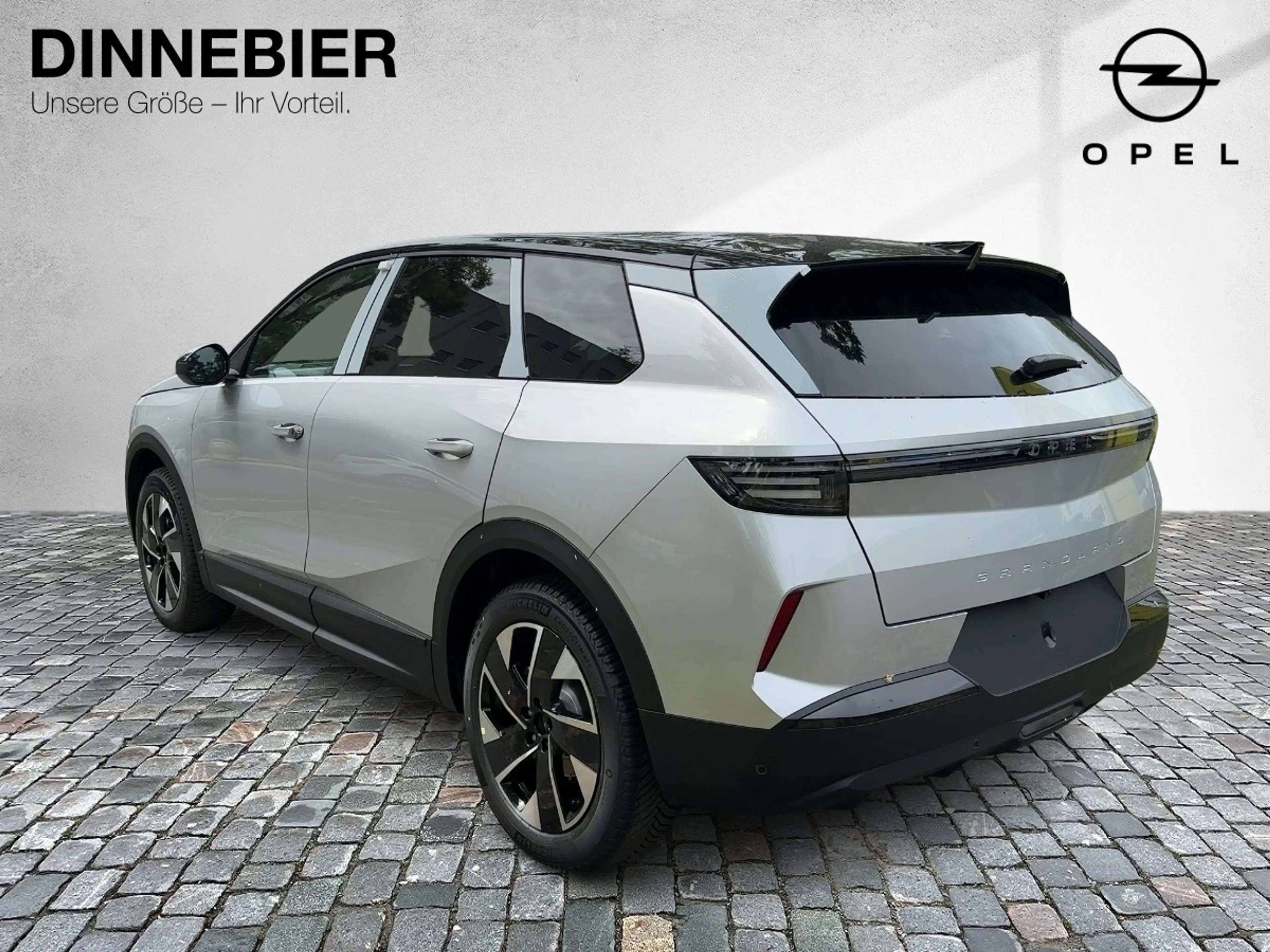 Opel Grandland 1.2 GS Glasdach+LED+360°Kamera+Navi — photo 4
