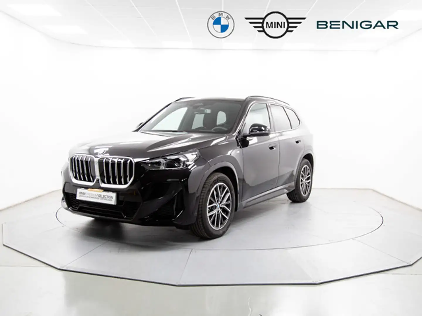 BMW X1 sDrive 20dA Negro - 1